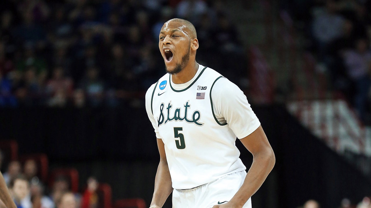 Payne scores career-high 41 as Michigan State rolls past Delaware